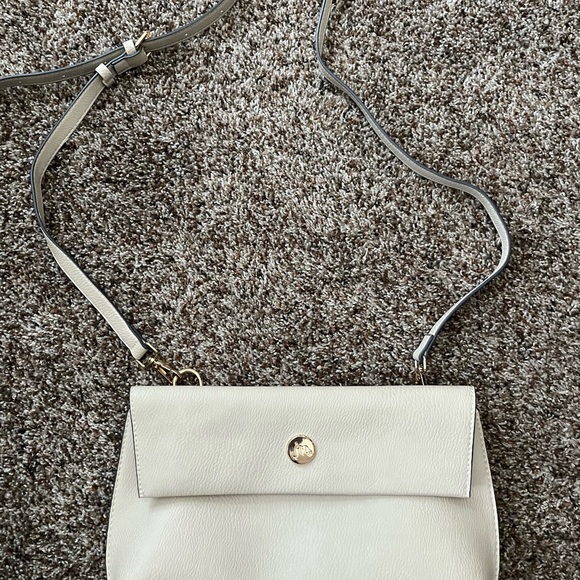 Cream leather crossbody purse in excellent condition - Picture 2 of 2